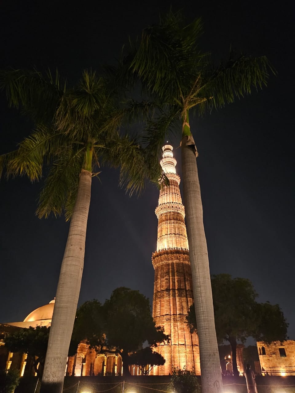 Delhi Diaries- Day 1: A visit to the Qutub Minar